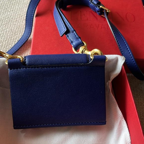 Valentino Garavani Mini Card Holder Crossbody - Picture 4 of 6